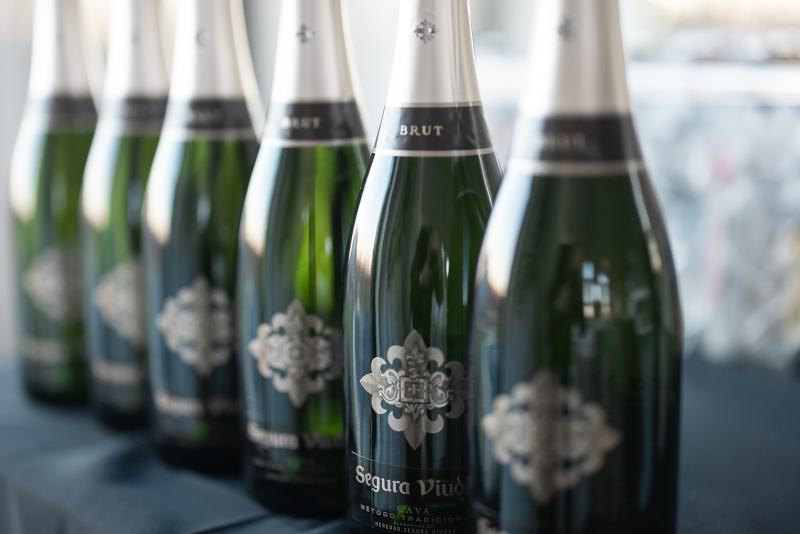 Bar-Service-at-Wedding